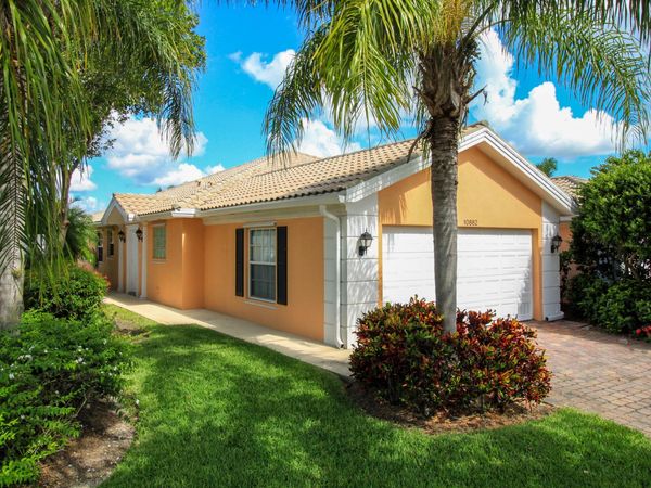 10882 SW Dardanelle Drive, Port St. Lucie, FL 34987