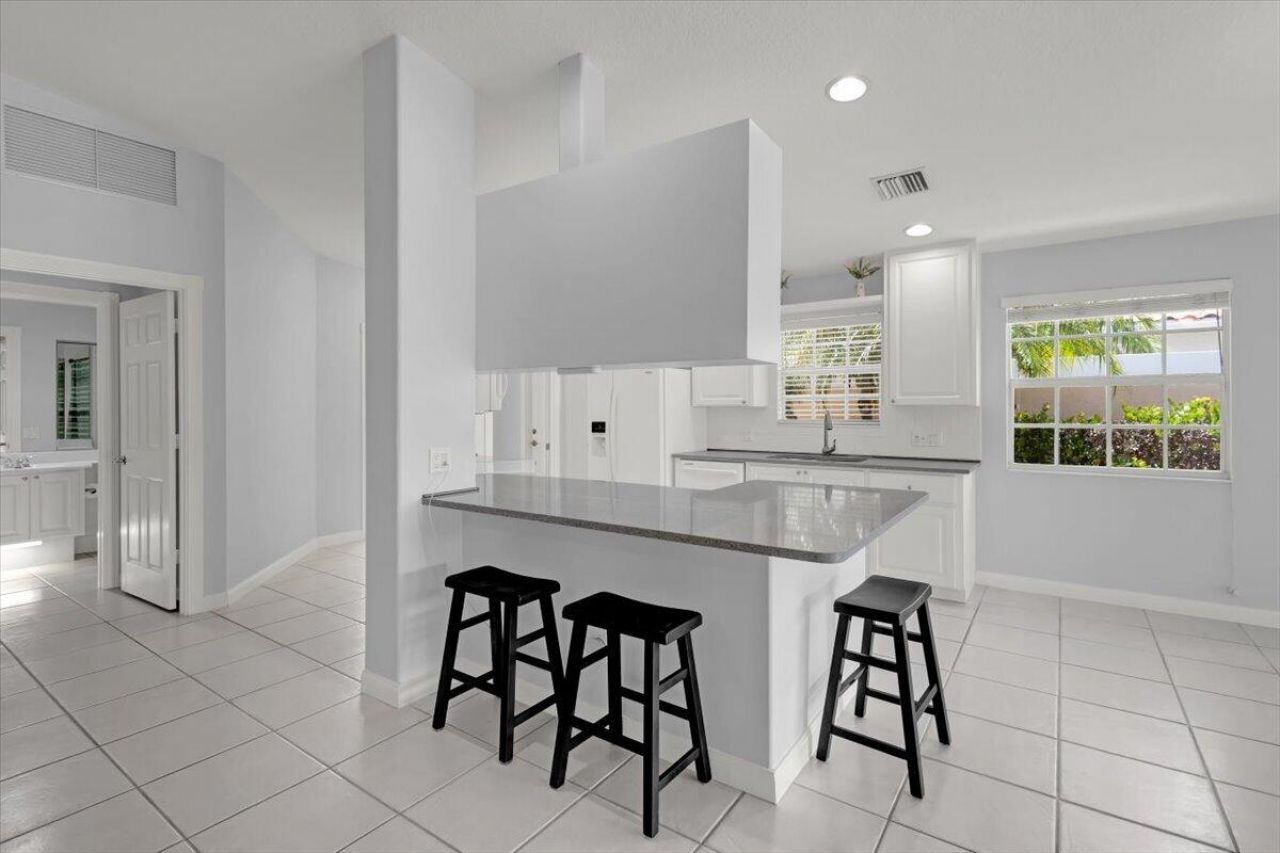 10882 SW Dardanelle Drive, Port Saint Lucie, FL 34987 Photo