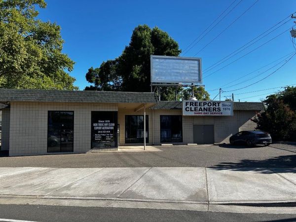 2001 4th Ave, Sacramento, CA 95818