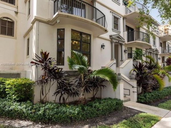 1650 Galiano St , Unit TH3, Coral Gables, FL 33134