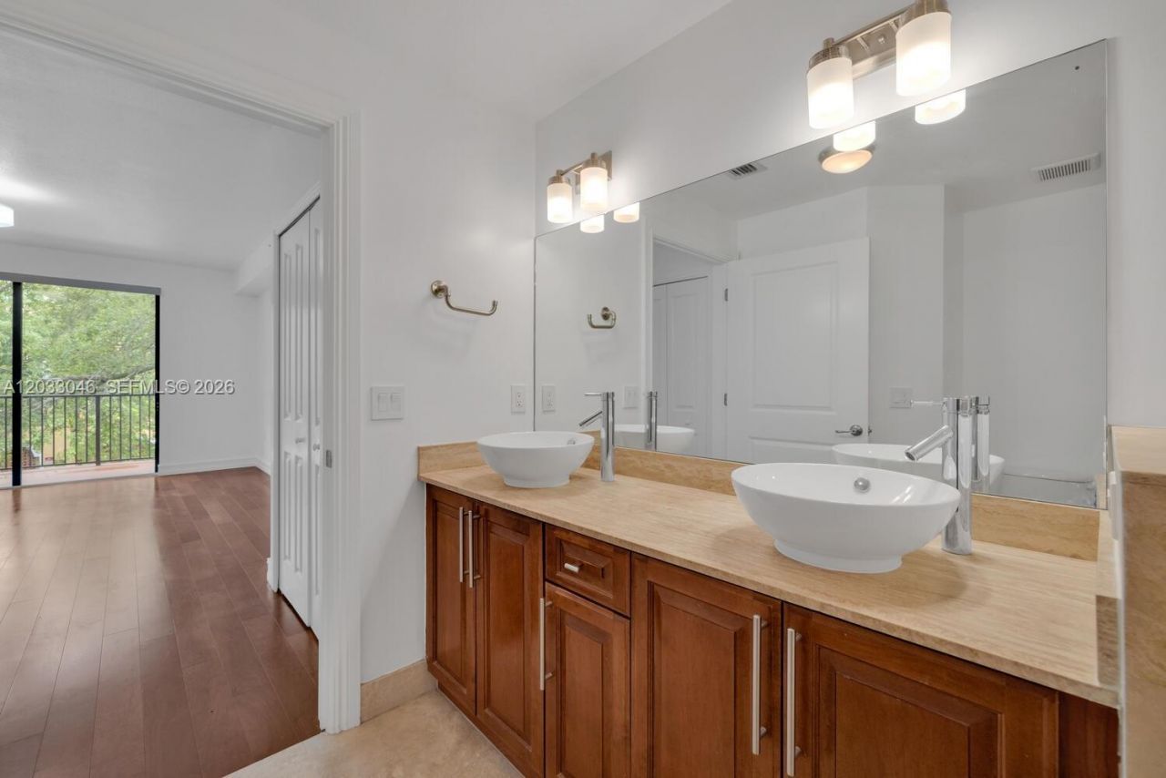 1650 Galiano St , Unit TH3, Coral Gables, FL 33134 Photo