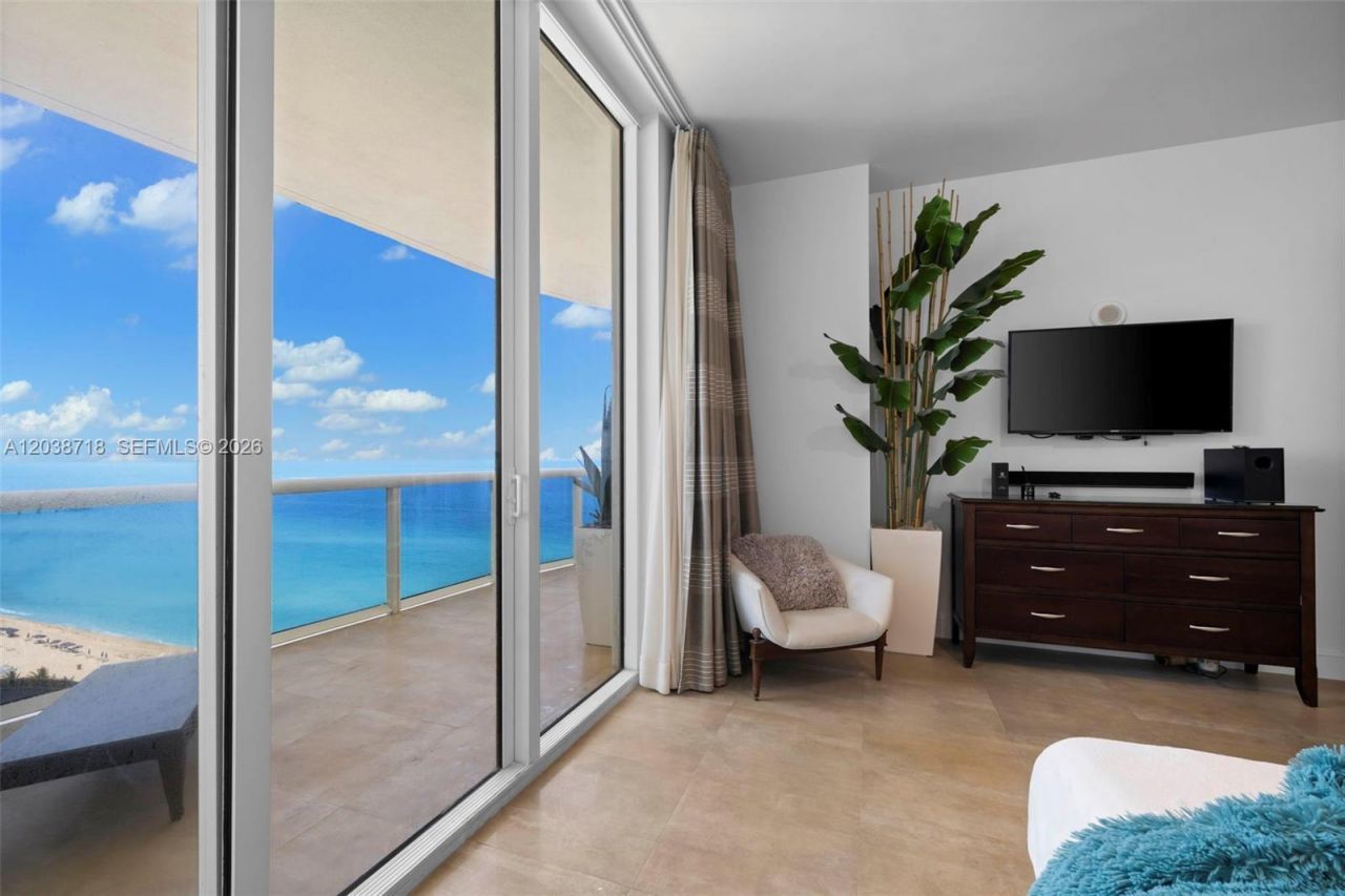 15901 Collins Ave, Unit 1502, Sunny Isles Beach, FL 33160 Photo