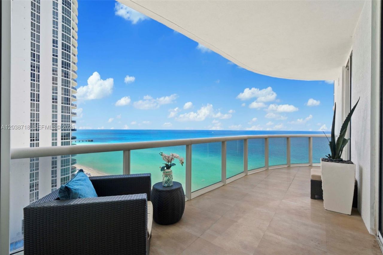 15901 Collins Ave, Unit 1502, Sunny Isles Beach, FL 33160 Photo