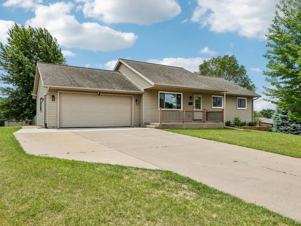 153 Kellie Marie Court, Reedsburg, WI 53959