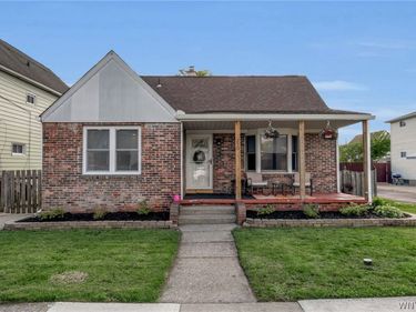 250 Curtiss Street, Buffalo, NY 14212
