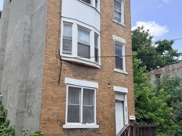 2011 DeRuad Street, Pittsburgh, PA 15219