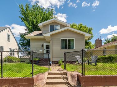 5218 N 4th Street, Minneapolis, MN 55430