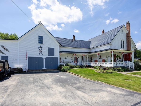 13 Pleasant Street, Lancaster, NH 03584