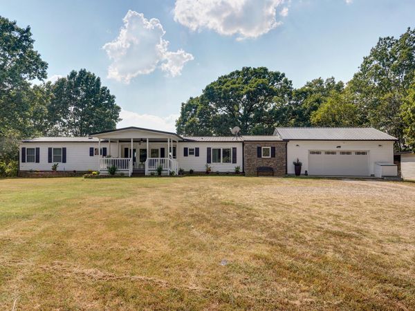 251-D Holly Lane , Galena, MO 65656