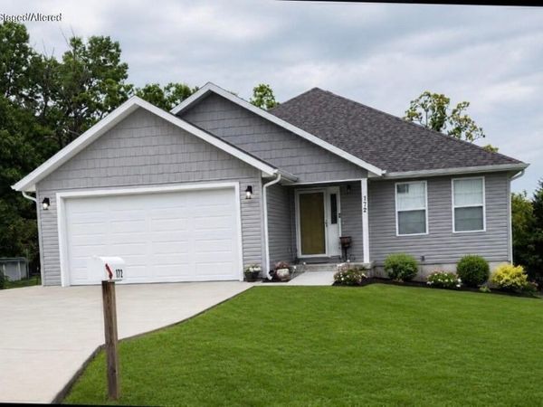 172 Crestwood Drive , Marshfield, MO 65706