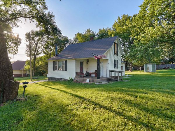 1403 E Mcclernon Street , Springfield, MO 65803