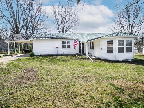 26 Cowboy Trail , Buffalo, MO 65622