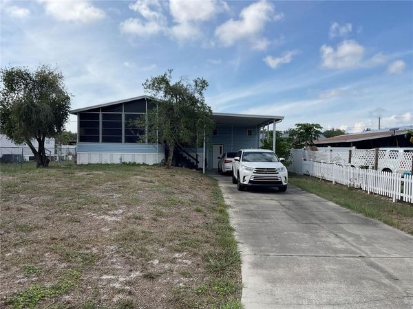 2607 UNIVERSAL DRIVE , RUSKIN, FL 33570