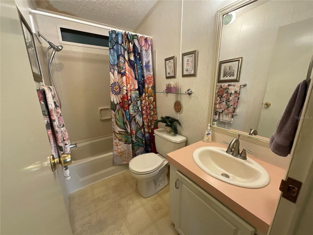 2607 Universal Drive, Ruskin, FL 33570 Photo