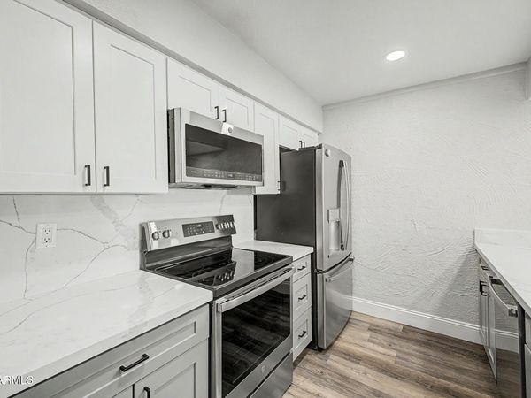 3314 N 68TH Street N, Unit 211, Scottsdale, AZ 85251
