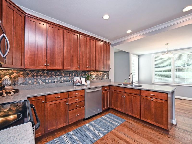 245 Hunter Woods Drive, Oxford, OH 45056 Photo 12