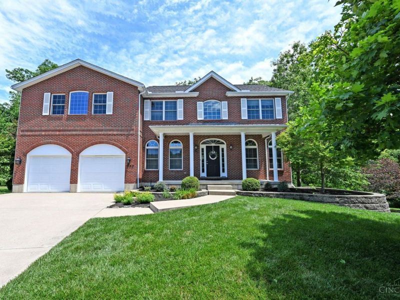 245 Hunter Woods Drive, Oxford, OH 45056 Photo 2
