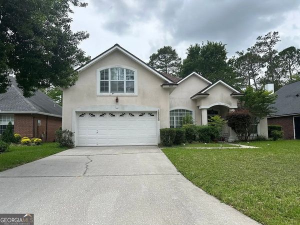 8910 Canopy Oaks Drive, Jacksonville, FL 32256