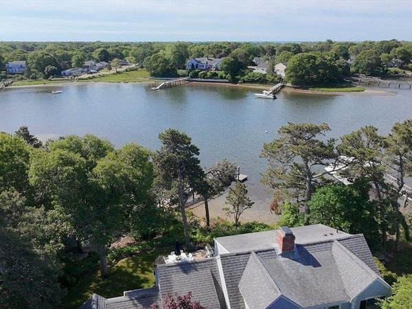 17 Cove Ln, Dennis, MA 02670