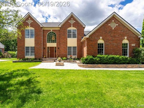 25035 Samoset Court, Novi, MI 48374