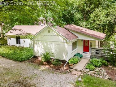 5223 Woodlane Road, Independence Twp, MI 48348