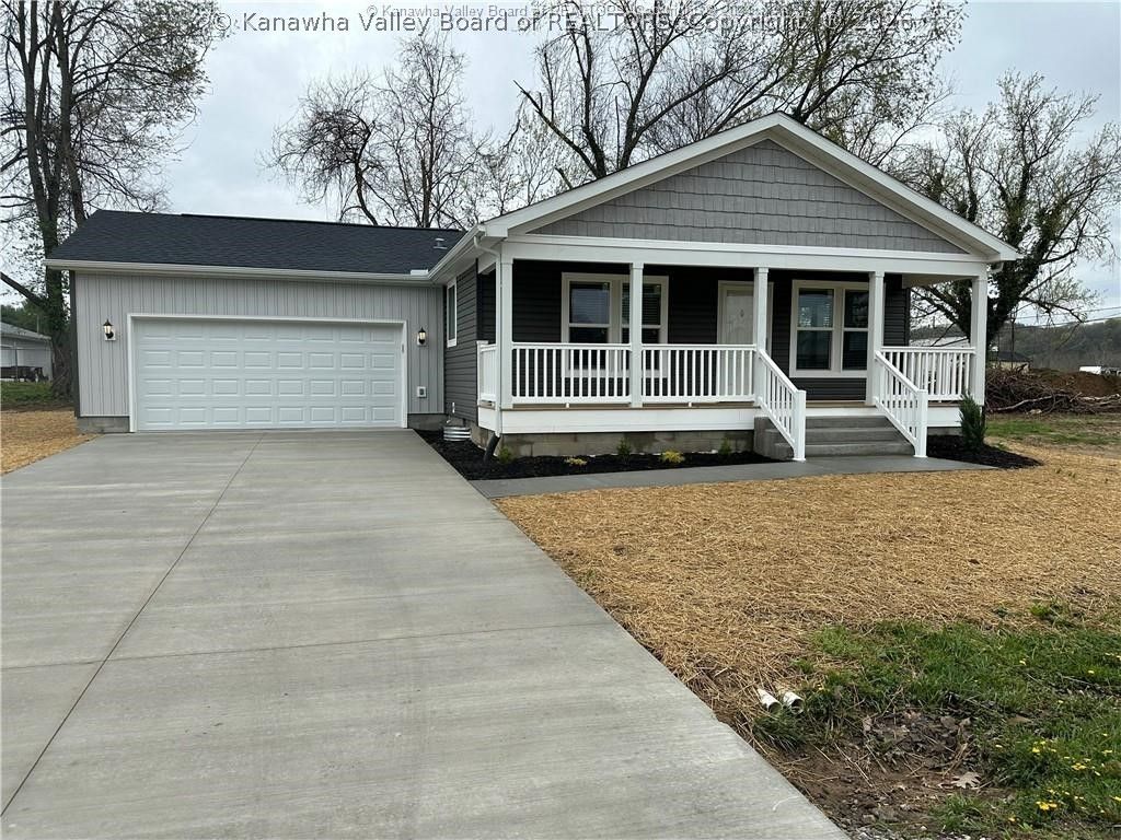 72 Milton Road, Point Pleasant, WV 25550 Main Photo