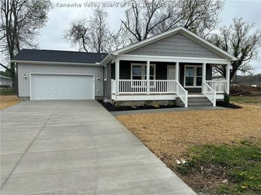 72 Milton Road, Point Pleasant, WV 25550