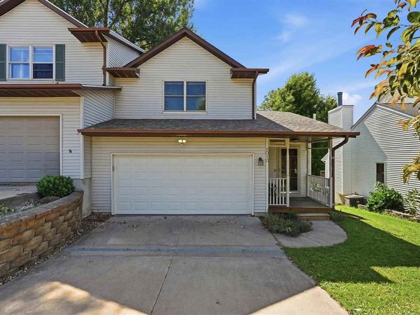 1010 N Boston Way, Coralville, IA 52241