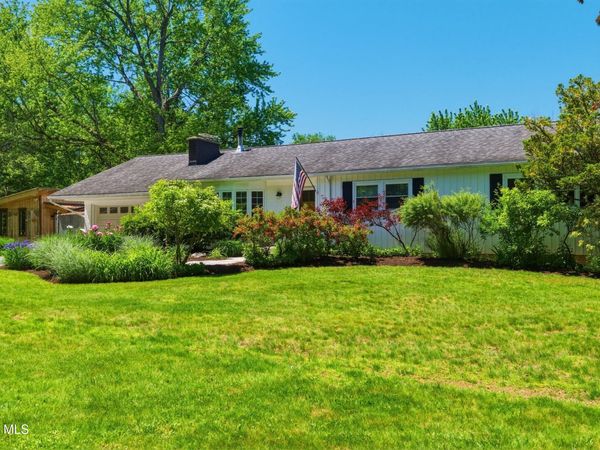 704 Tanner Road, Clifton Park, NY 12065