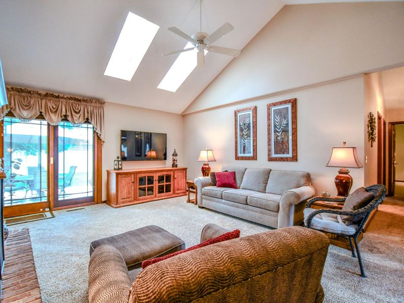 1337 Maplecrest Drive, Troy, OH 45373 Photo 11