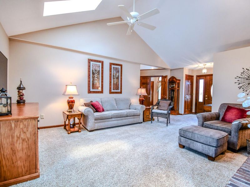 1337 Maplecrest Drive, Troy, OH 45373 Photo 13
