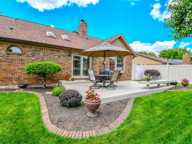 1337 Maplecrest Drive, Troy, OH 45373 Photo 37