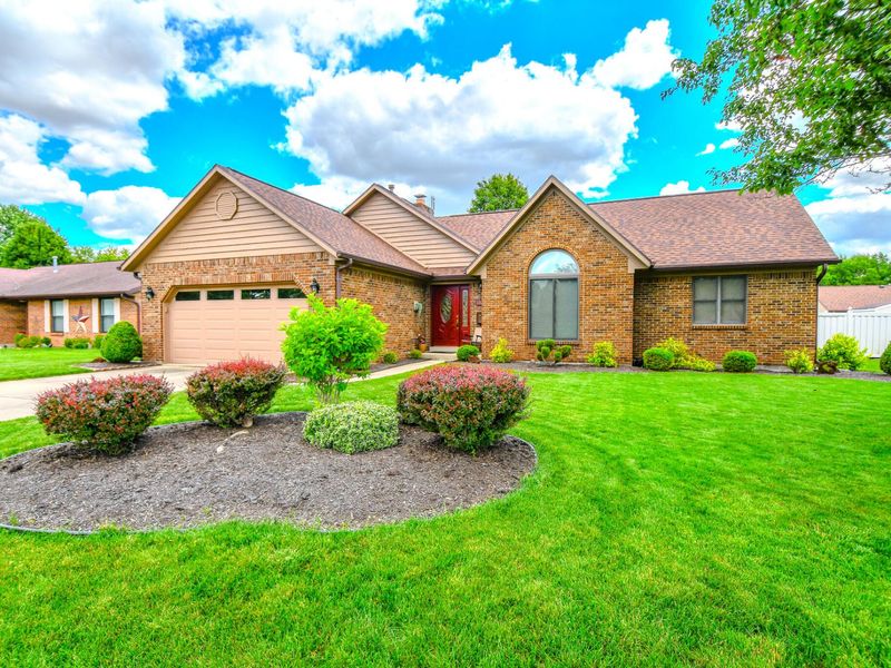 1337 Maplecrest Drive, Troy, OH 45373 Photo 4