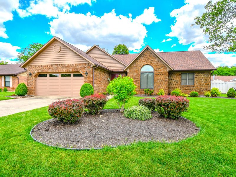 1337 Maplecrest Drive, Troy, OH 45373 Photo 5