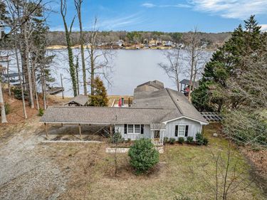 2544 Holiday Avenue, Zebulon, NC 27597