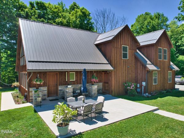 149 Sheards Road, Milanville, PA 18443