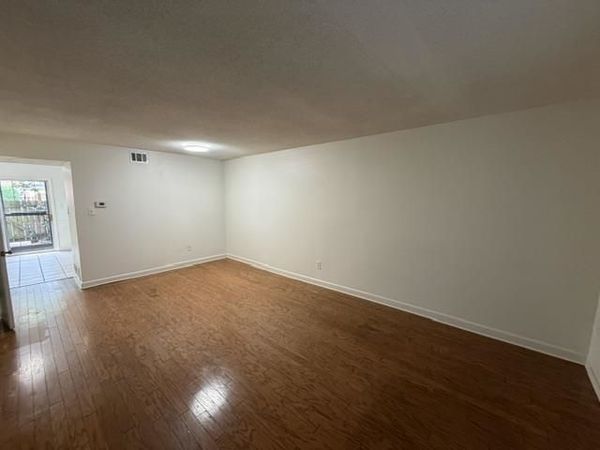 5730 QUINCE RD, Unit 5, Memphis, TN 38119