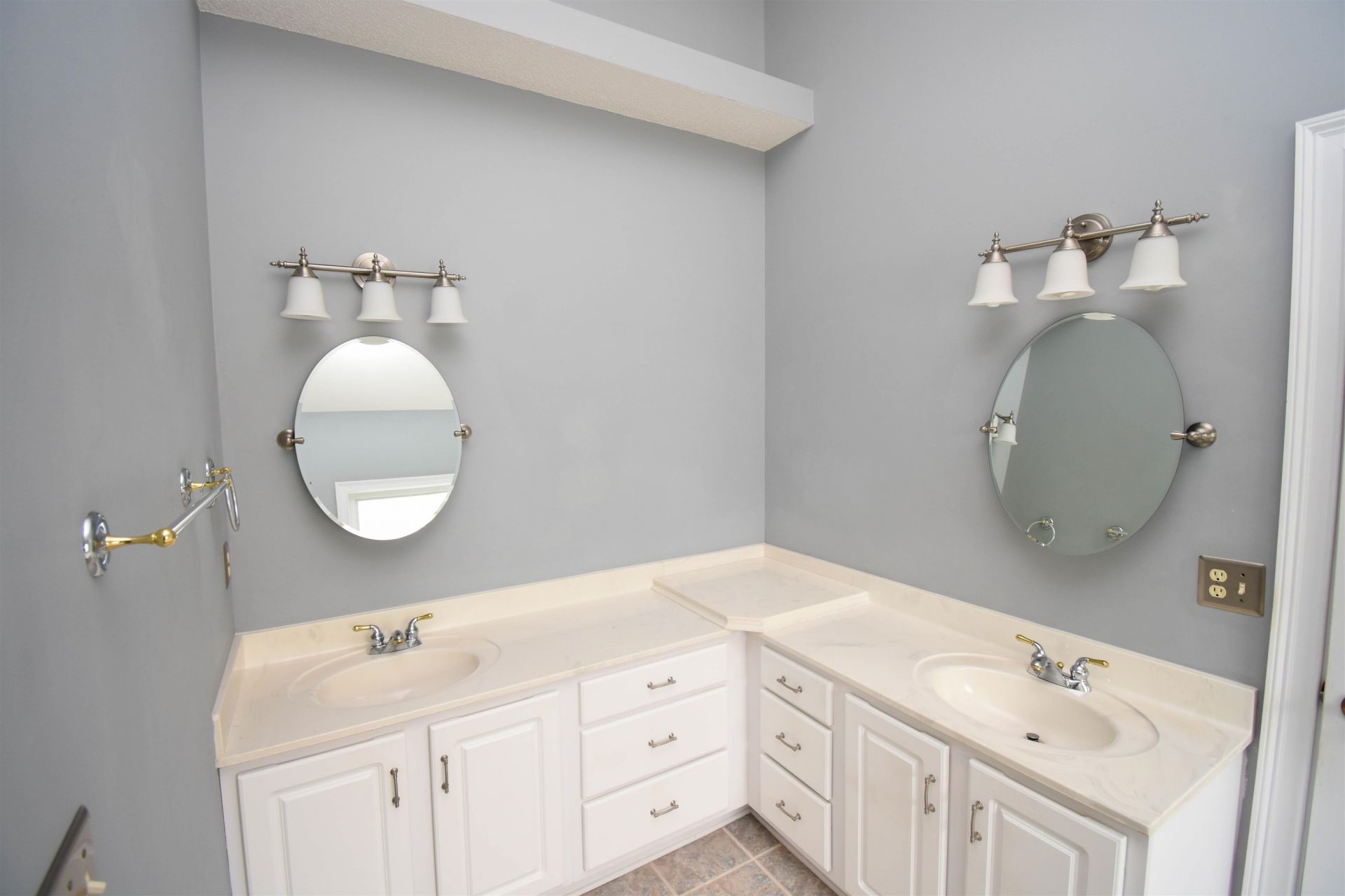 4017 Atalaya Pl.  Photo 8