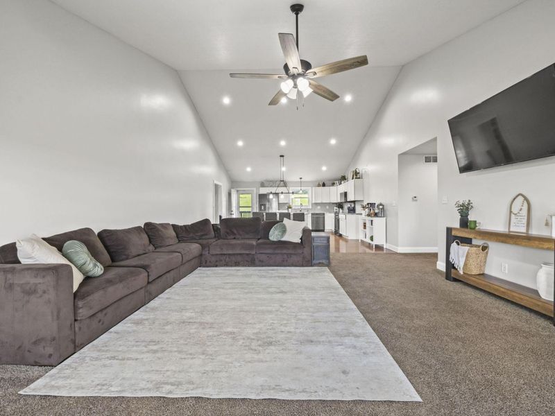 325 Carroll Eastern Road NW, Carroll, OH 43112 Photo 5