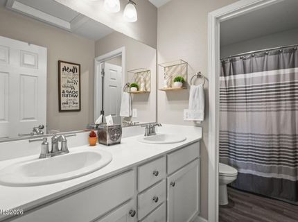 6419 Field Eagle Road, Sparks, NV 89436 Photo