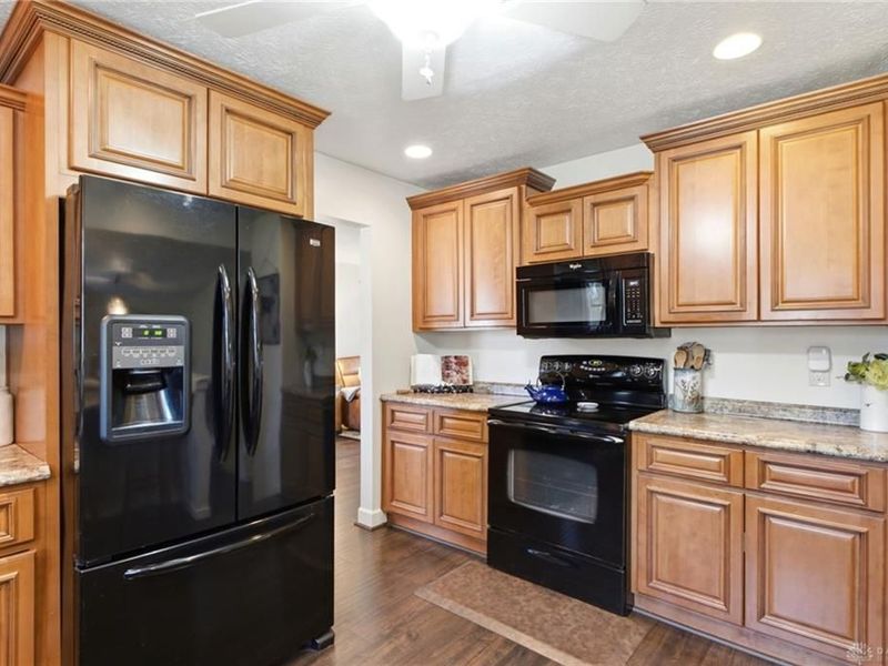 8277 Meadowlark Drive, Franklin, OH 45005 Photo 17