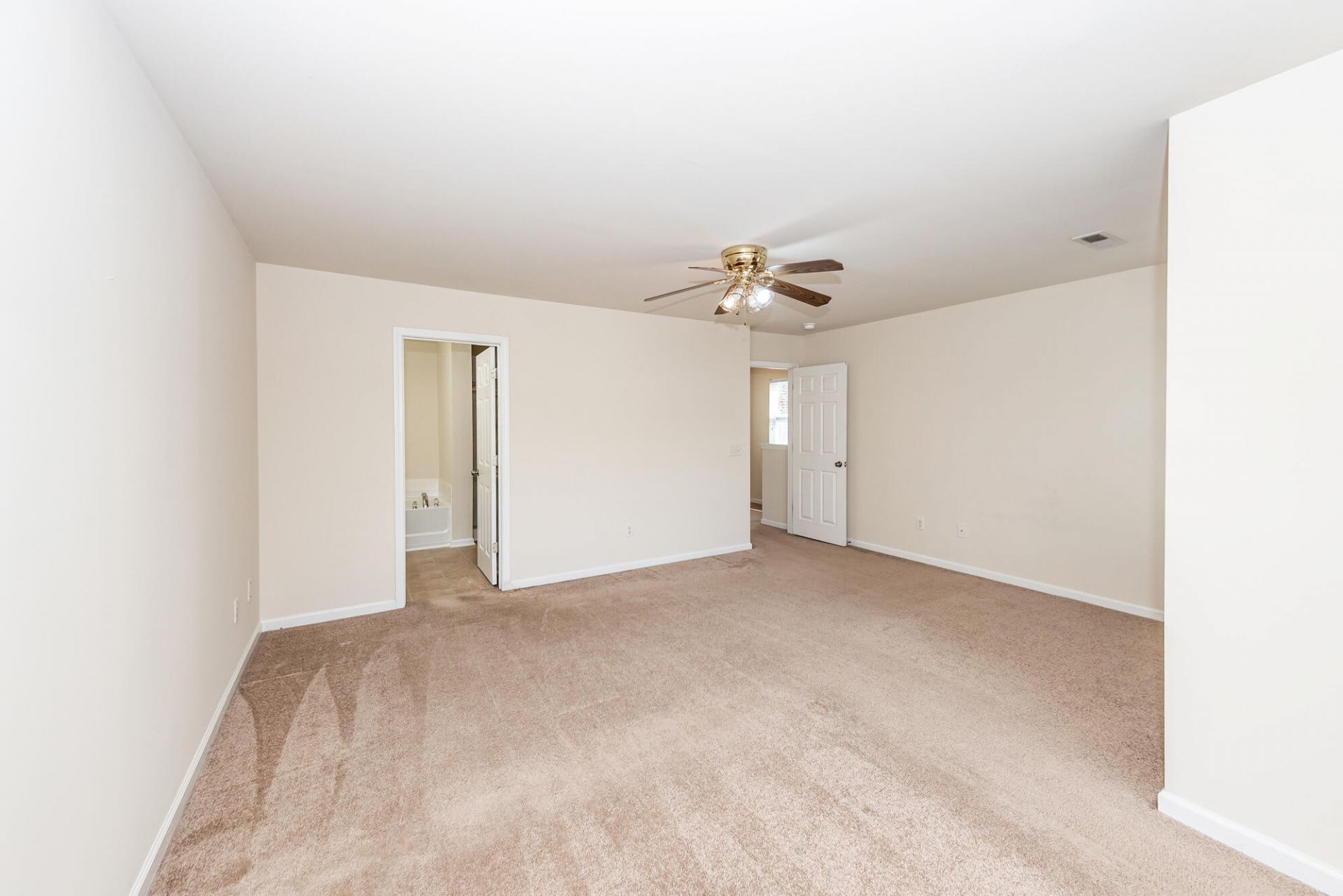 1629 Cristalino Circle Photo 18
