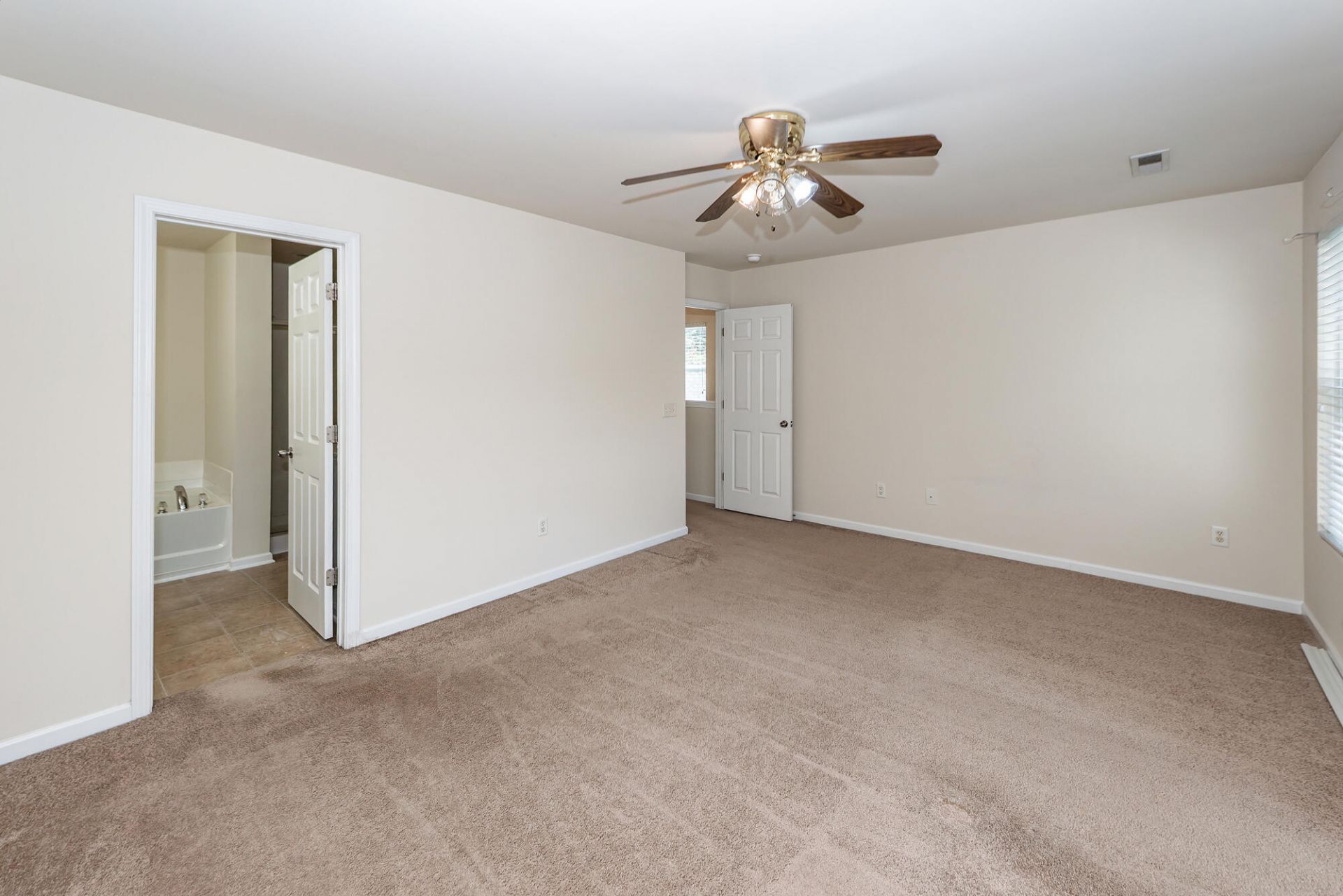 1629 Cristalino Circle Photo 19