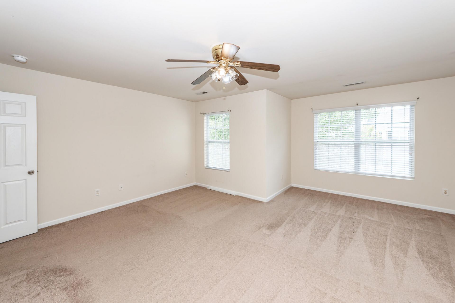 1629 Cristalino Circle Photo 20