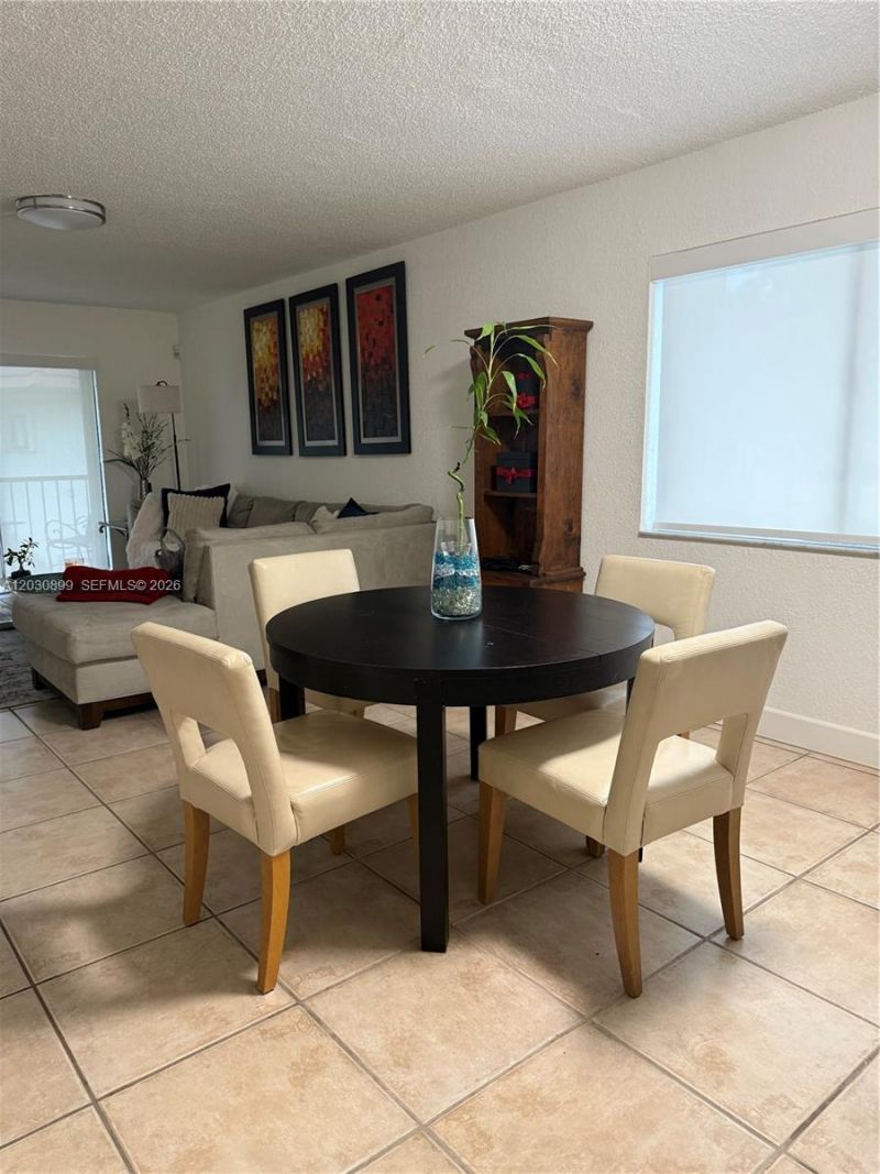 16184 Laurel Dr , Unit 204, Weston, FL 33326 Photo