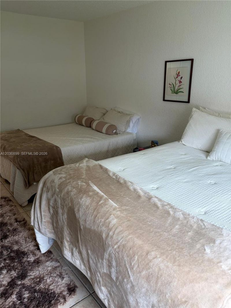 16184 Laurel Dr , Unit 204, Weston, FL 33326 Photo