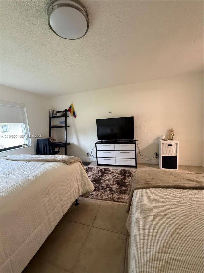 16184 Laurel Dr , Unit 204, Weston, FL 33326 Photo