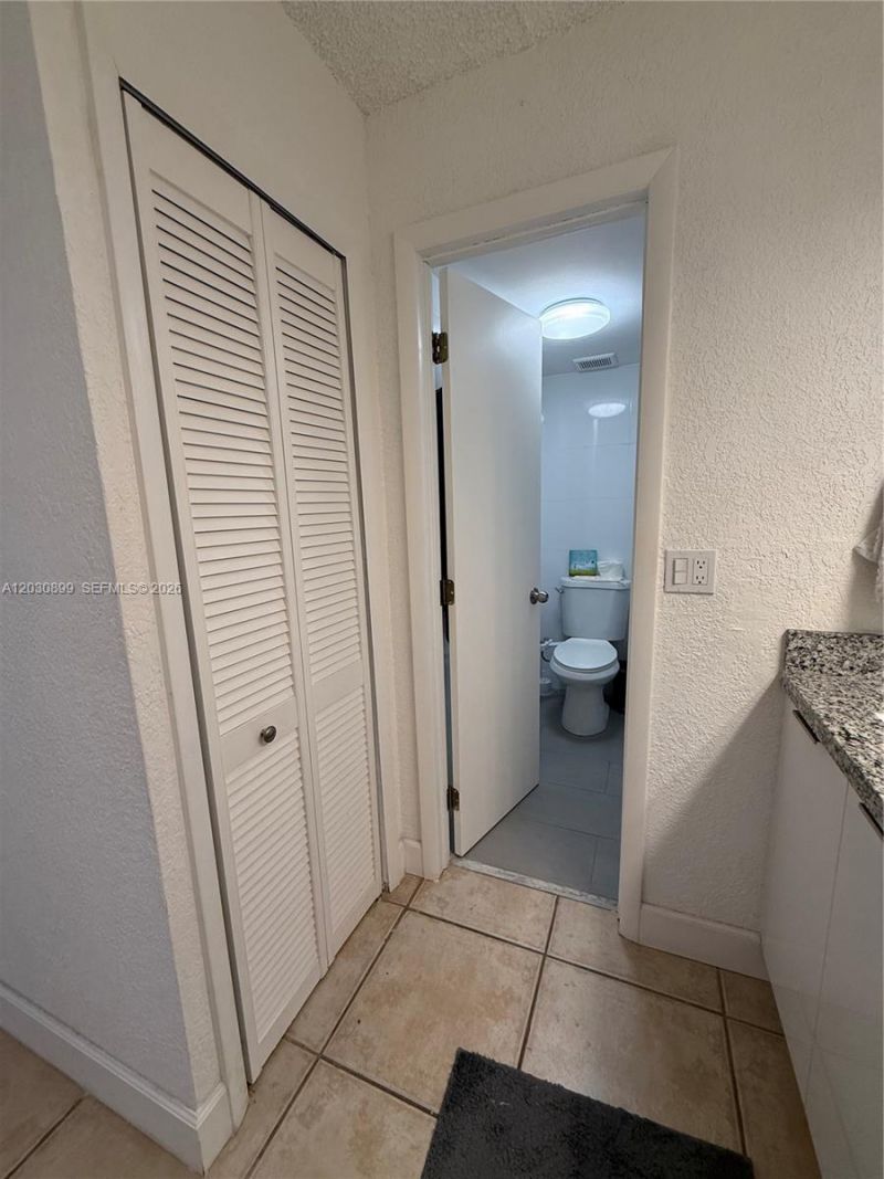 16184 Laurel Dr , Unit 204, Weston, FL 33326 Photo