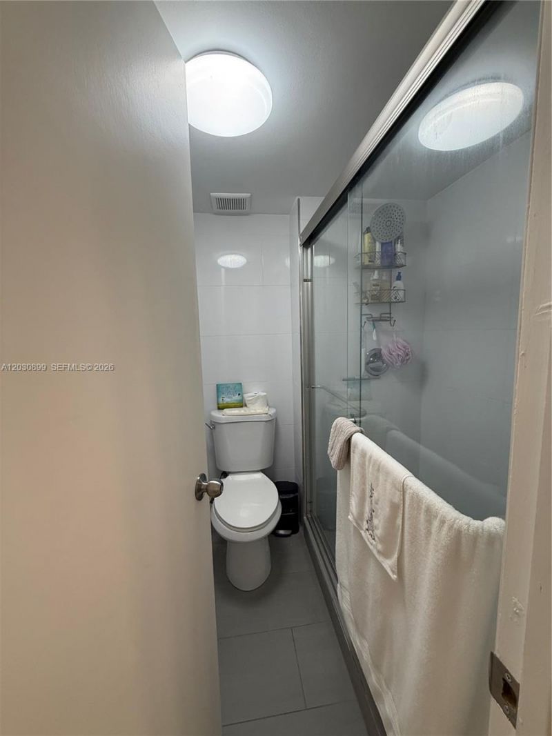 16184 Laurel Dr , Unit 204, Weston, FL 33326 Photo