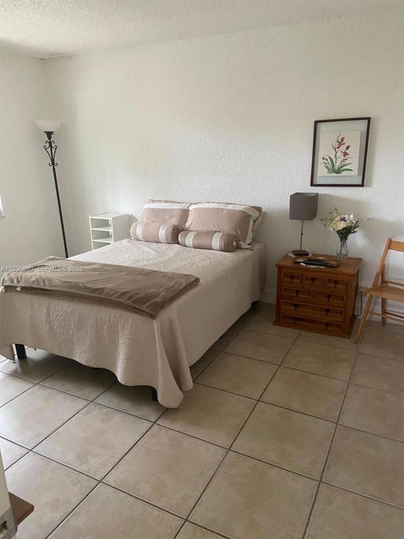 16184 Laurel Dr , Unit 204, Weston, FL 33326 Photo